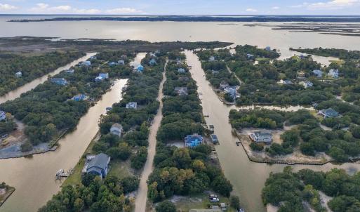 Photo #13 of 419 Brant Road, Currituck, NC