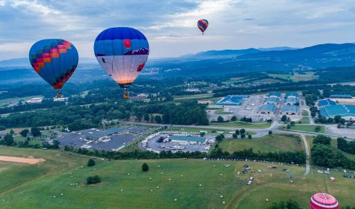 8Balloon Festival