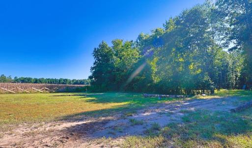 View of grassy yard featuring a rural view