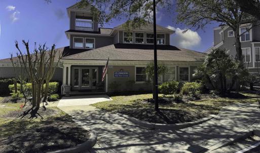 Clubhouse has the Dock Master's office, Bar and Re