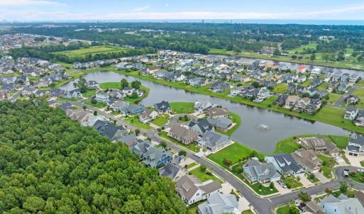 Aerial view of property and surrounding area featu