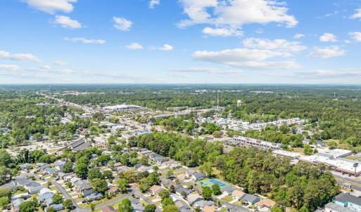 View of property location featuring nearby suburba