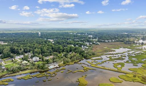 View of property location featuring a large body o