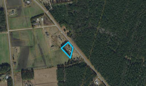 Aerial view of property's location with property p