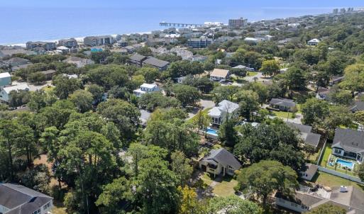 Aerial overview of property's location featuring a