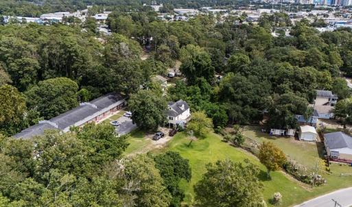Aerial view of property and surrounding area featu