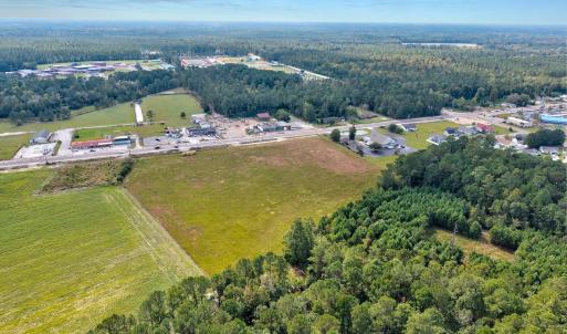 Aerial view of property's location featuring a hea