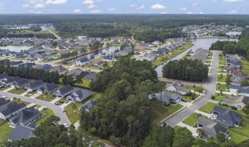 Aerial view of property's location with nearby sub