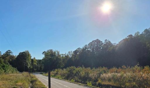 View of dirt / gravel road