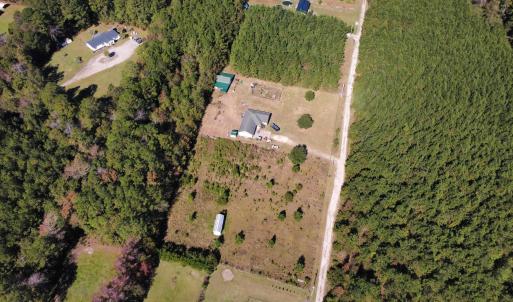 Aerial view of property and surrounding area