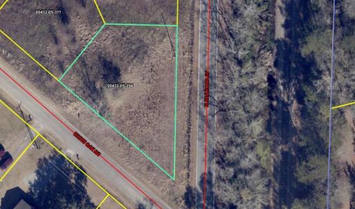 Aerial map of property and surrounding area with p