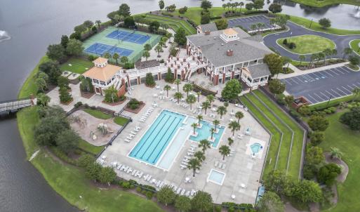 Bird's eye view of a large body of water and a poo