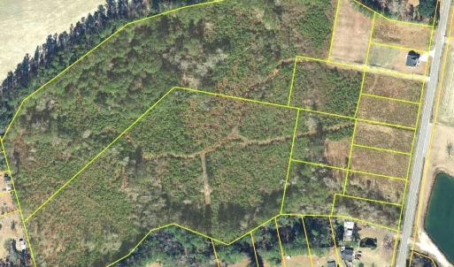 Aerial map of property and surrounding area with p