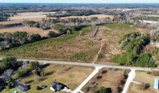 Aerial view of property's location with rural land