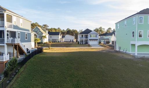 View of yard featuring a residential view