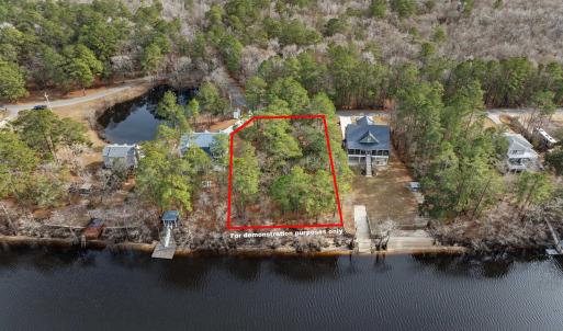 Aerial view of property and surrounding area featu