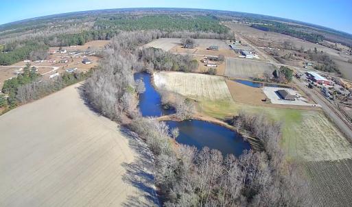 Aerial view of property's location featuring a lar