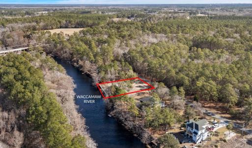 Aerial overview of property's location featuring p