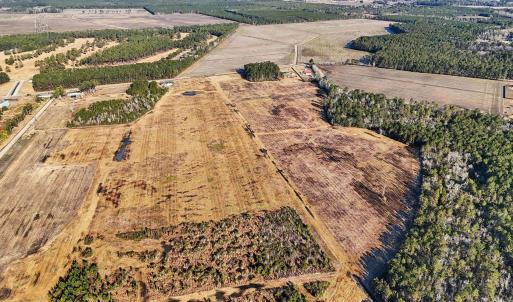 Aerial view of property and surrounding area featu