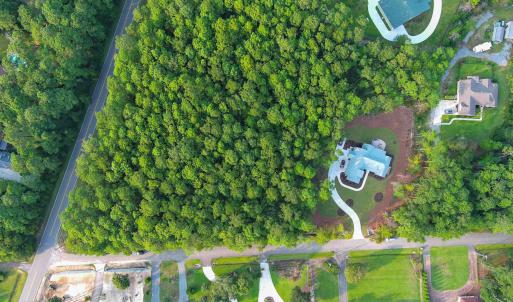 Aerial overview of property's location