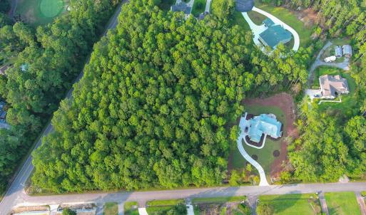 Aerial view of property and surrounding area