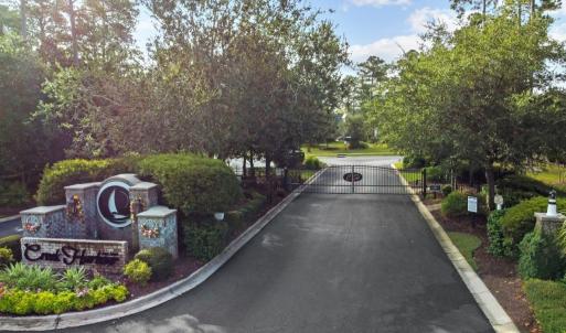 Photo #2 of 258 Creek Harbour Circle, Murrells Inlet, SC 0.7 acres