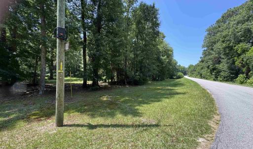Photo #3 of 323 Stoudenmire St, Cameron, SC 2.1 acres