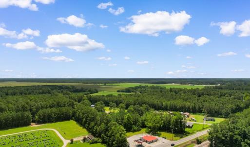Photo #2 of 1798 Highway 701 North, Loris, SC 2.5 acres