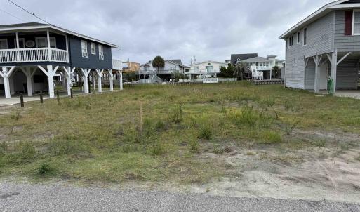 Photo #1 of 304 45th Ave. N, North Myrtle Beach, SC 0.1 acres