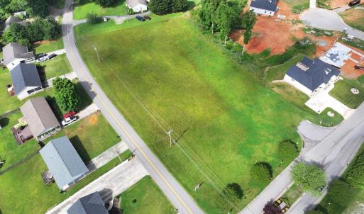 Photo #2 of 99 Cross Creek Lane, Danville, VA 2.1 acres