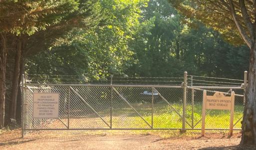 Photo #5 of 57 Sandy Court, Gretna, VA 1.0 acres