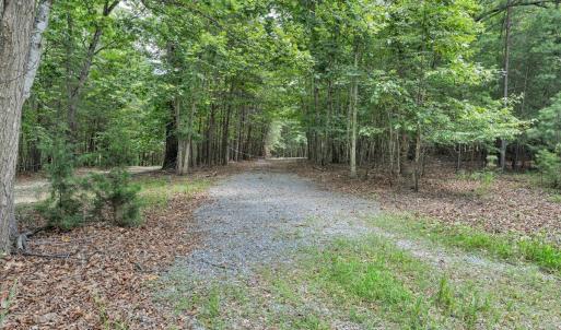 Photo #38 of Lakefield Drive, Huddleston, VA 1.3 acres