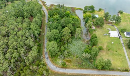 Photo #22 of 9323 Rowes Point Road, Hayes, VA 3.0 acres