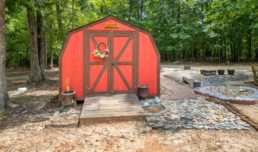 Photo #8 of 1239 Hummingbird Lane, Bedford, VA 24.7 acres