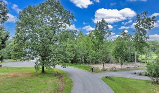Photo #11 of 47 Spyglass Lane, Huddleston, VA 0.5 acres