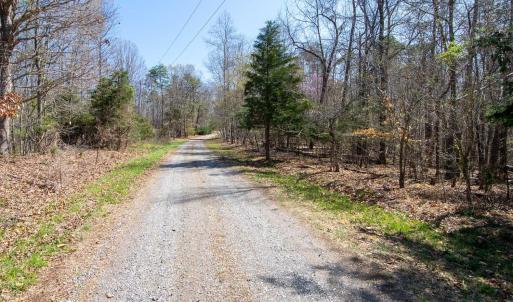 Photo #10 of 9 Oak Dr, Moneta, VA 5.3 acres
