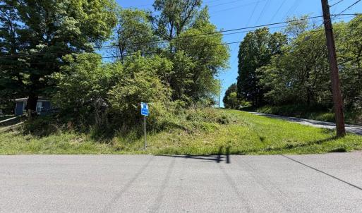 Photo #2 of 2463 Holliday Street, Lynchburg, VA 0.2 acres