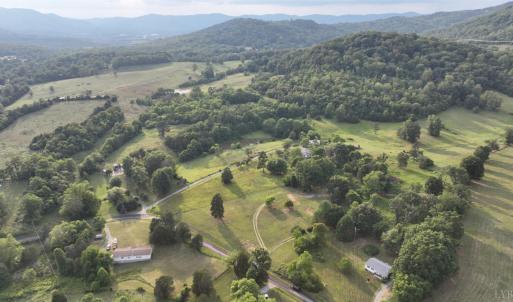 Photo #8 of 2225 Irving Road, Thaxton, VA 3.9 acres