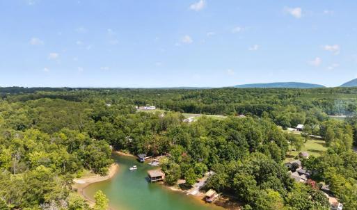 Photo #32 of 1091 Silver Place, Moneta, VA 1.3 acres