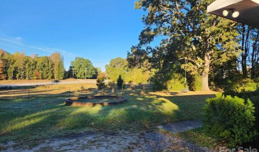 Photo #8 of 2632 Charlotte, Lancaster, SC