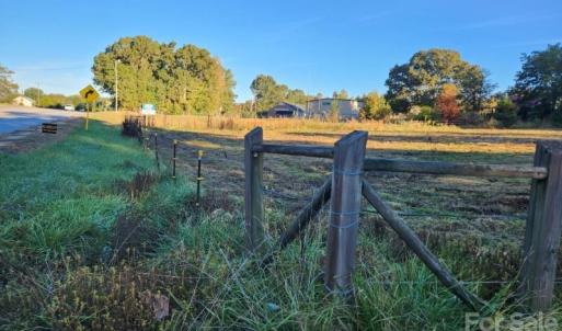 Photo #6 of 2632 Charlotte, Lancaster, SC