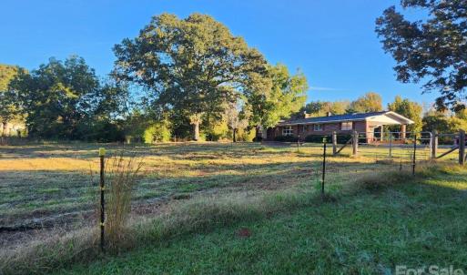 Photo #1 of 2632 Charlotte, Lancaster, SC