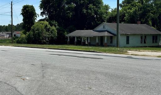 Photo #15 of 612&614 East, Chesterfield, SC