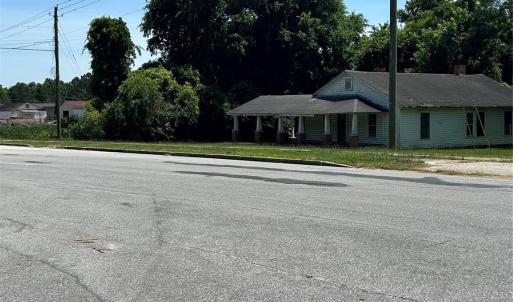 Photo #14 of 612&614 East, Chesterfield, SC