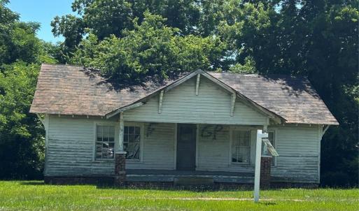 Photo #8 of 612&614 East, Chesterfield, SC