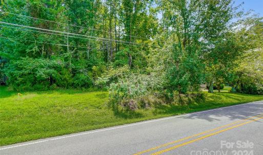 Photo #5 of 5174 Davidson, Davidson, NC