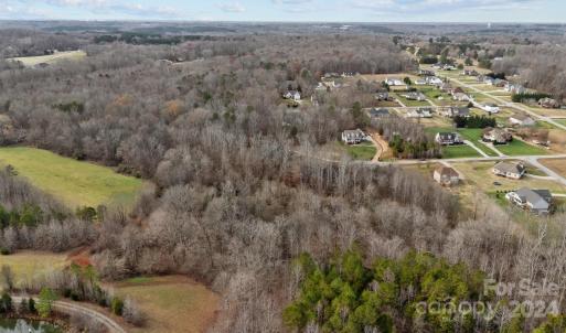 Photo #9 of 609 Copperfield, Lexington, NC