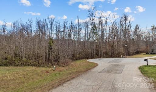 Photo #2 of 609 Copperfield, Lexington, NC