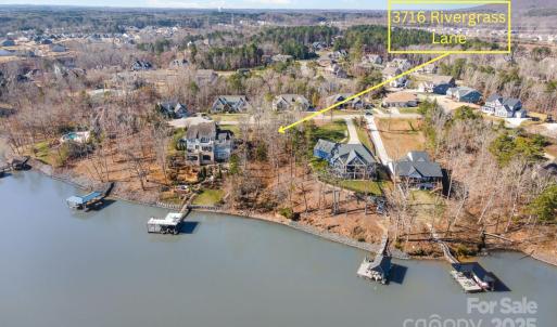 Photo #2 of 3716 Rivergrass, York, SC