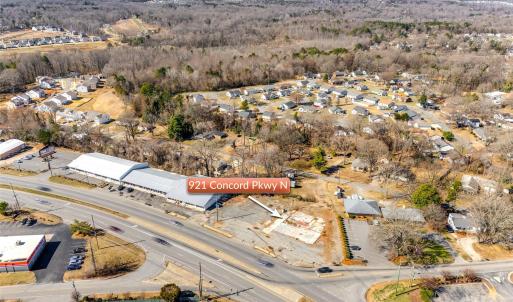 Photo #4 of 921 Concord Parkway, Concord, NC
